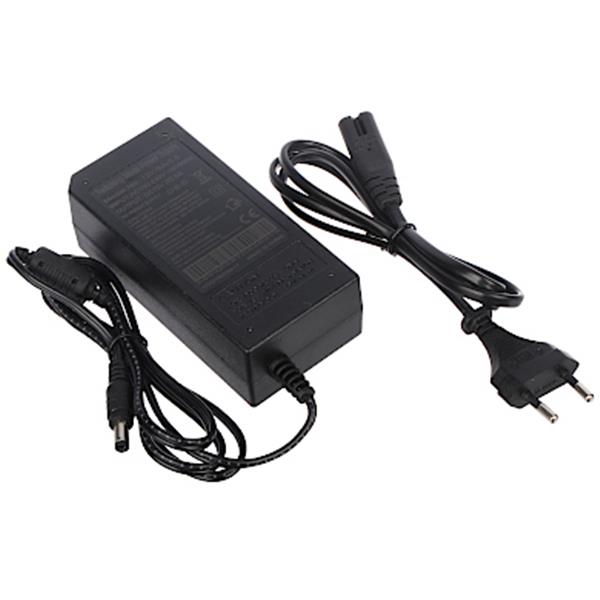 NAPAJALNI ADAPTER 12V/5A/5.5